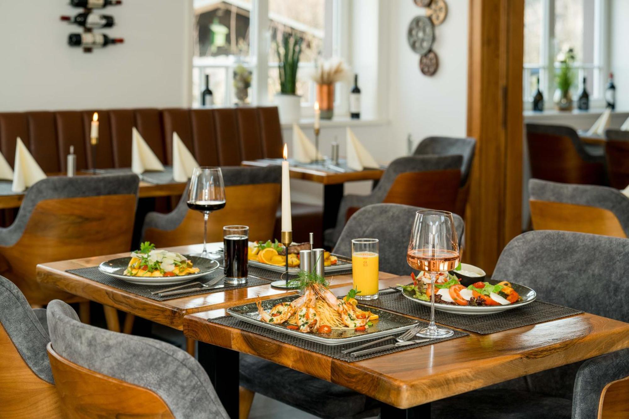 Roca Restaurant Und Hotel Bommersheim Kültér fotó